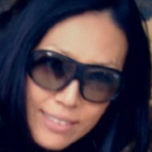 Meet your Posher, Hye